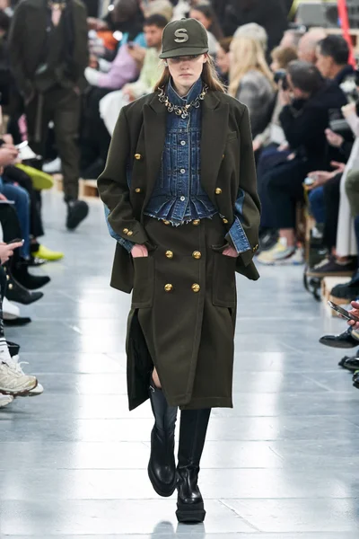 Look 12
